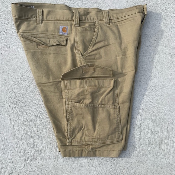 Carharrt Wip cargo shorts relaxed fit 38x21 - Picture 10 of 10